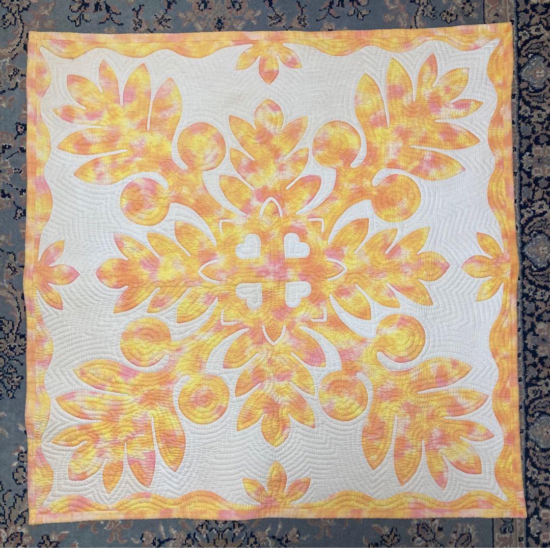 最終値下げ　ハワイアンキルトタペストリー　ハンドメイド【101cm✖️102cm】