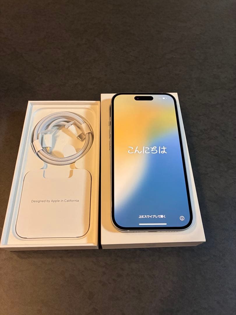 iPhone15本体/256GB/ブルー/バッテリー84%