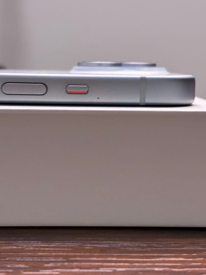 iPhone15本体/256GB/ブルー/バッテリー84%