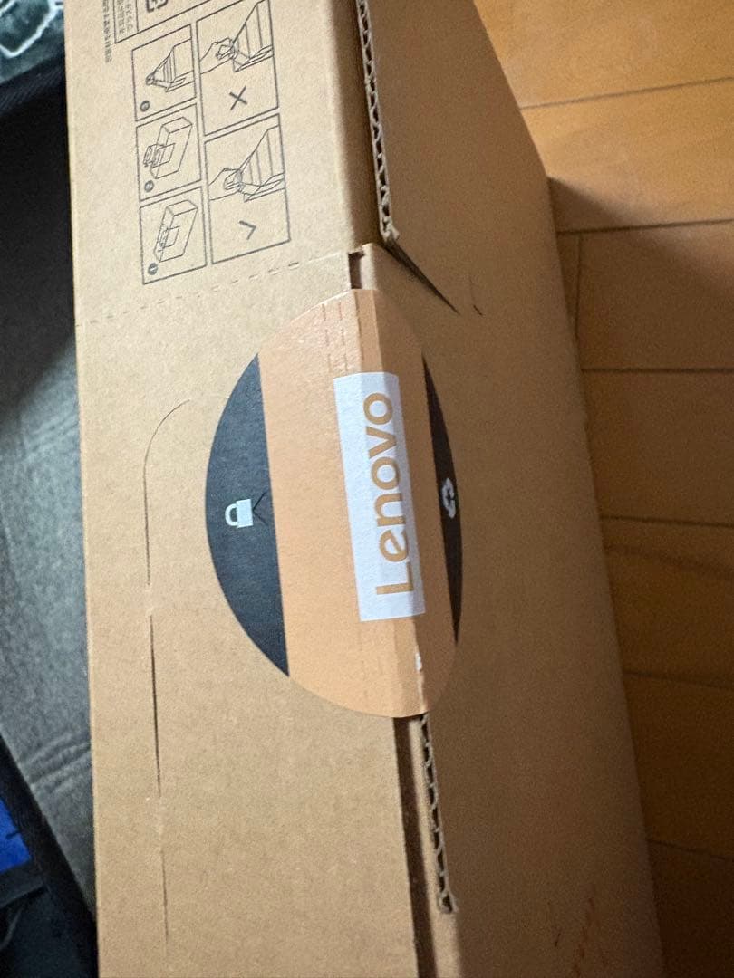 Lenovo IdeaPad Slim 3 14ARP10 本体