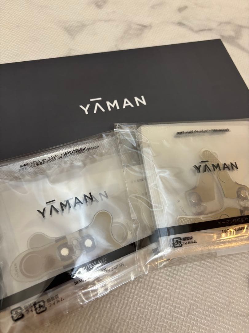 ヤーマンデザインリフトモア　ストレッチフィットシート　目元•口元3枚セット