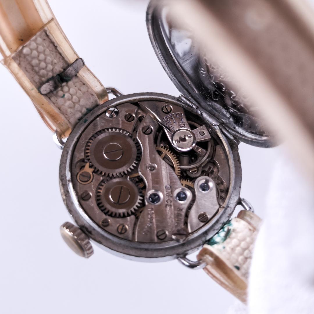 すずきスズキまとめ出品 グレース＆モナーク WWI塹壕時計