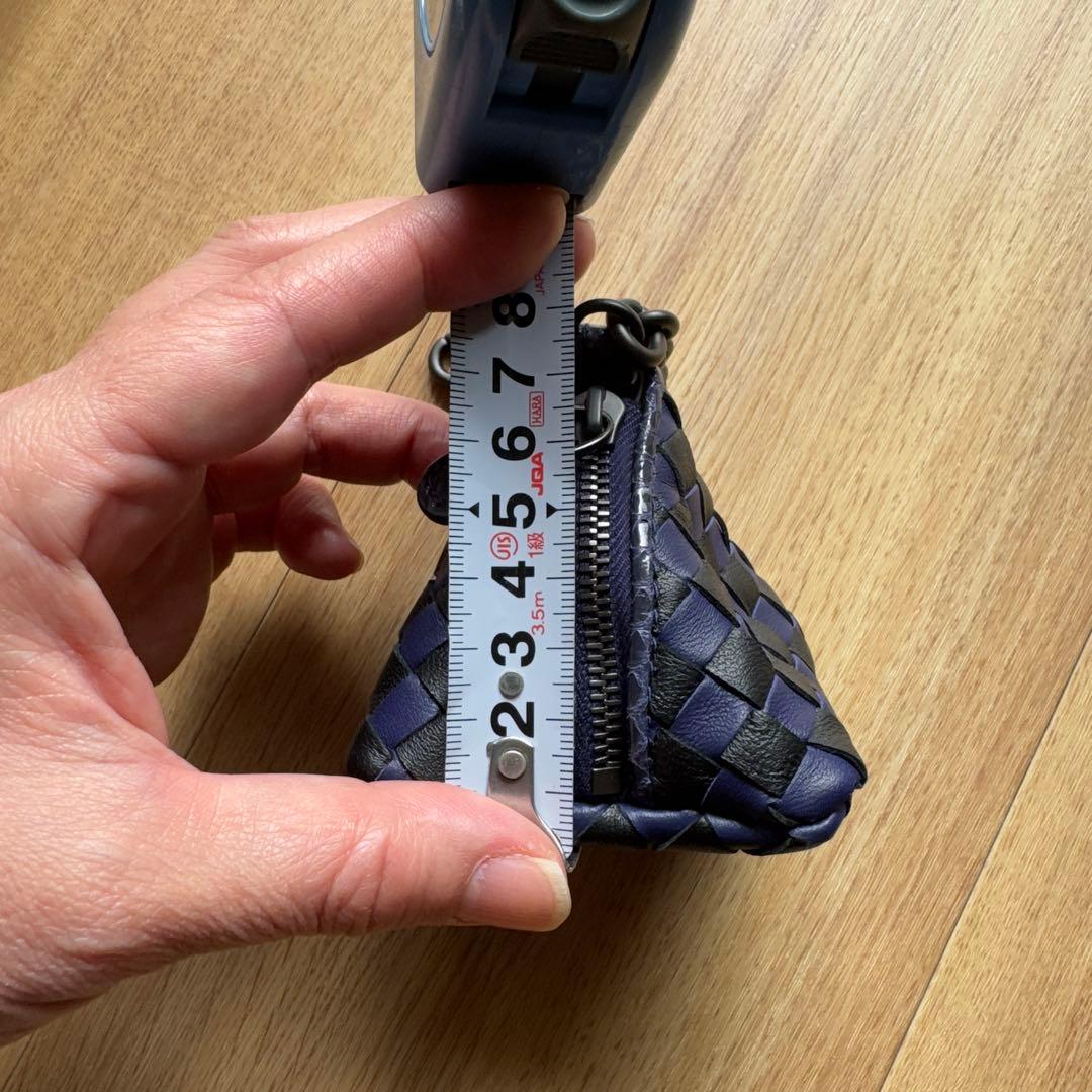 お値下げ！新品BOTTEGA VENETA 編み込みレザーケース　チャーム