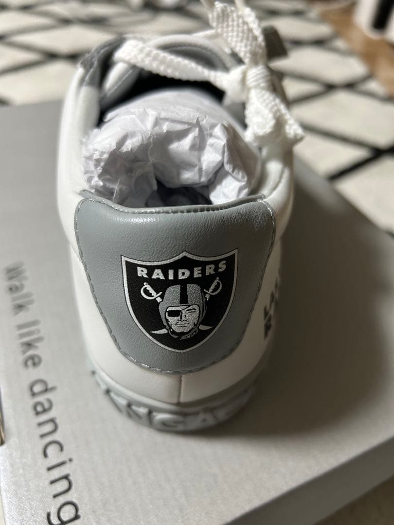 SANGACIO にゅーず　NFL RAIDERS スニーカー　26cm