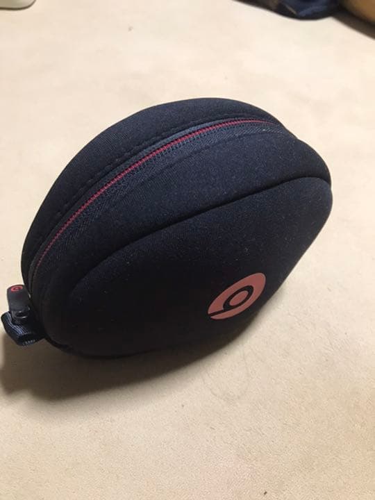 Beats ベッドホン