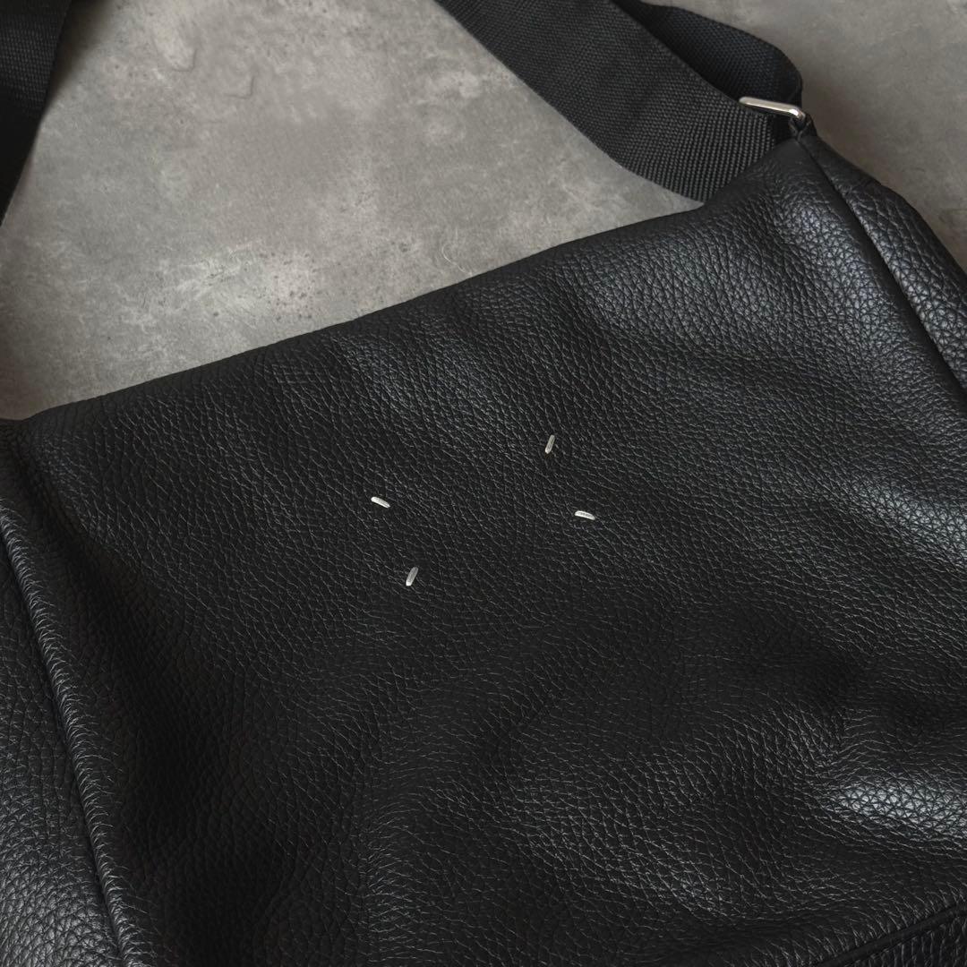 【美品】Maison Margiela レザー メッセンジャーバッグ