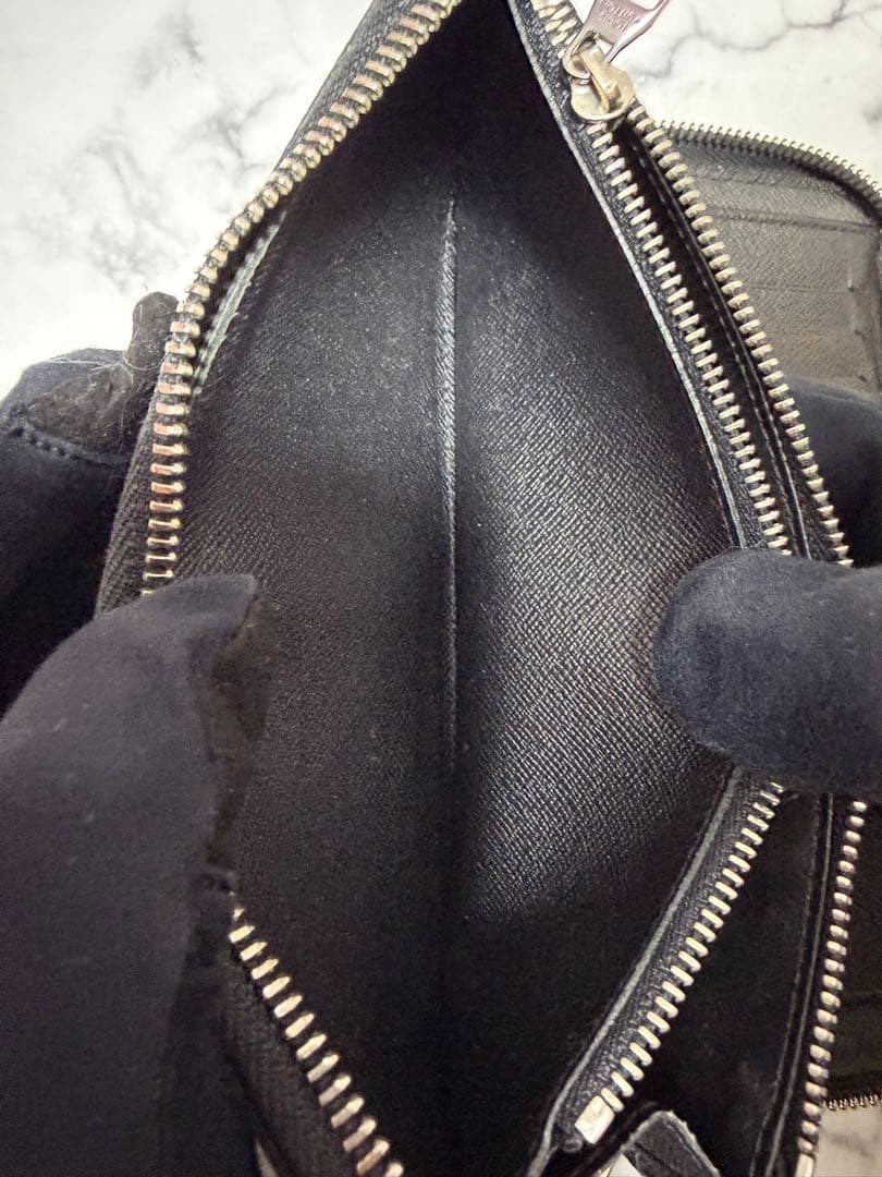 Louis Vuitton ダミエグラフィット　ジッピーウォレットヴェルティカル