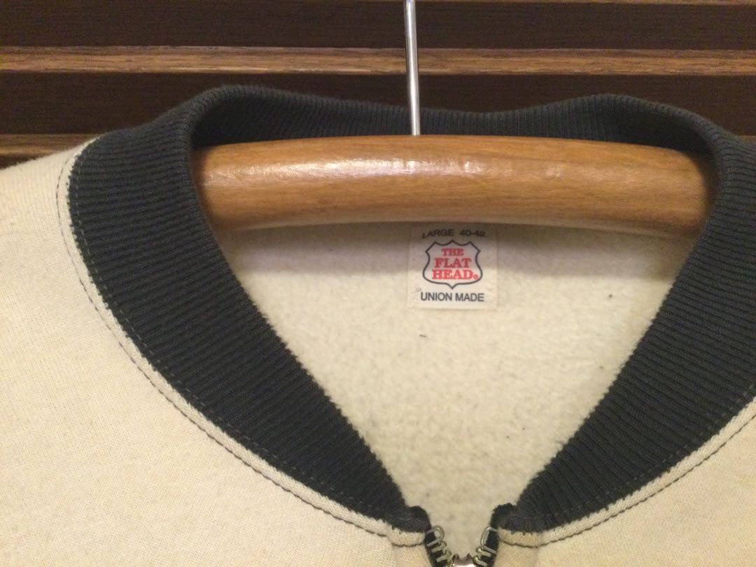 最終値下げ フラットヘッド フルジップ雪柄 Lサイズ 1月30日まで