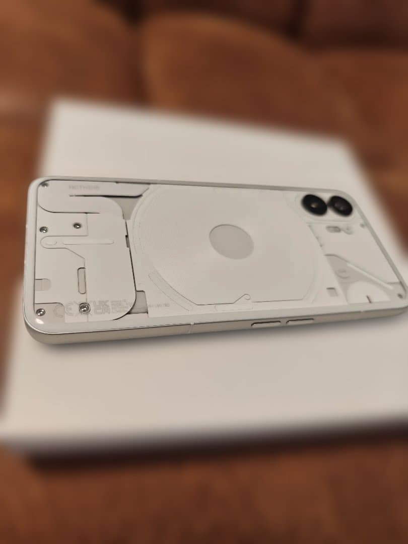 美品　Nothing Phone (2) ホワイト　SIMフリー　一括購入品