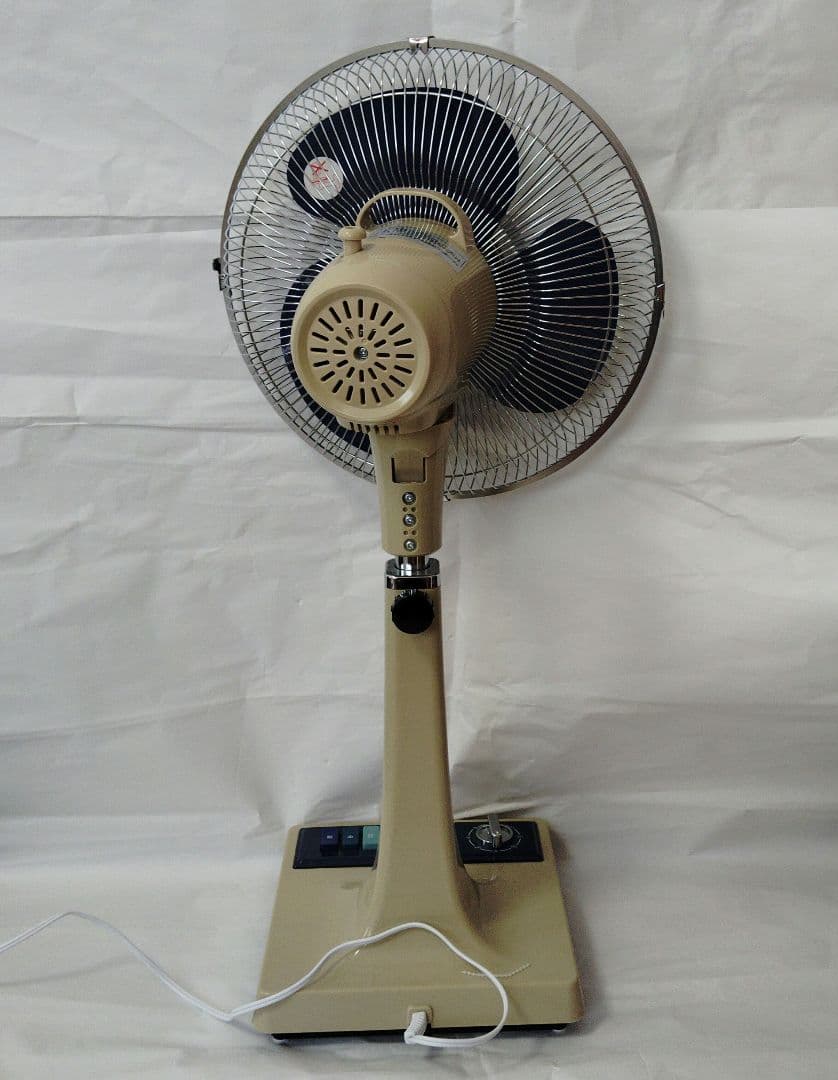 希少 ドン・キホーテ限定 おばあちゃんちの昭和レトロリヴィング扇風機