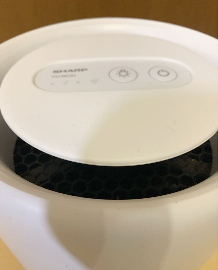 値下げ！【フィルター新品】シャープ 小型空気清浄機 FU-NC01