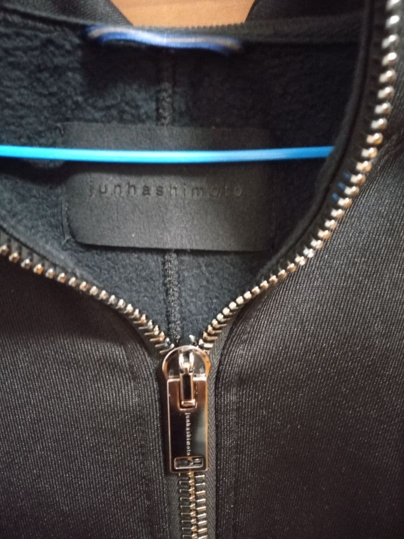 ジュンハシモト グロスリッチパーカー