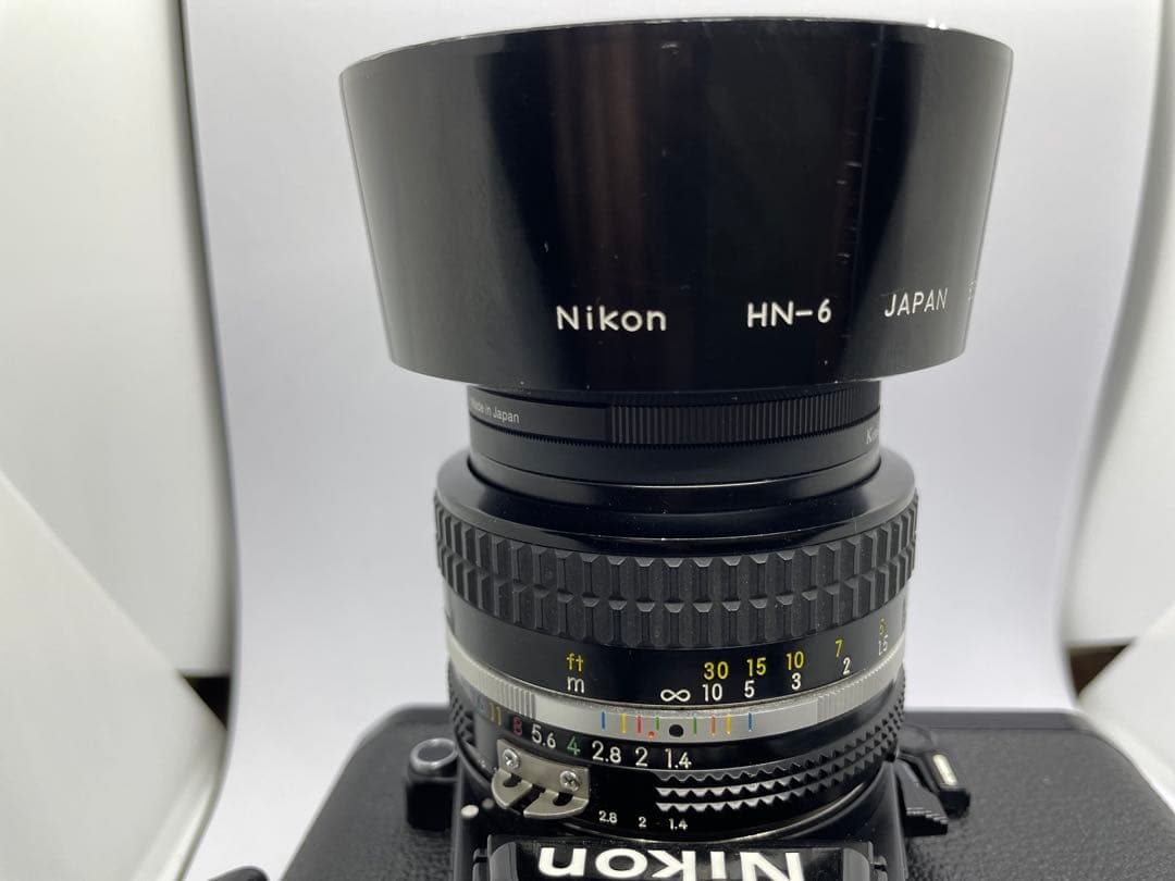 最終価格Nikon New FM2 50mm単焦点、36〜72ズーム、ストロボ付