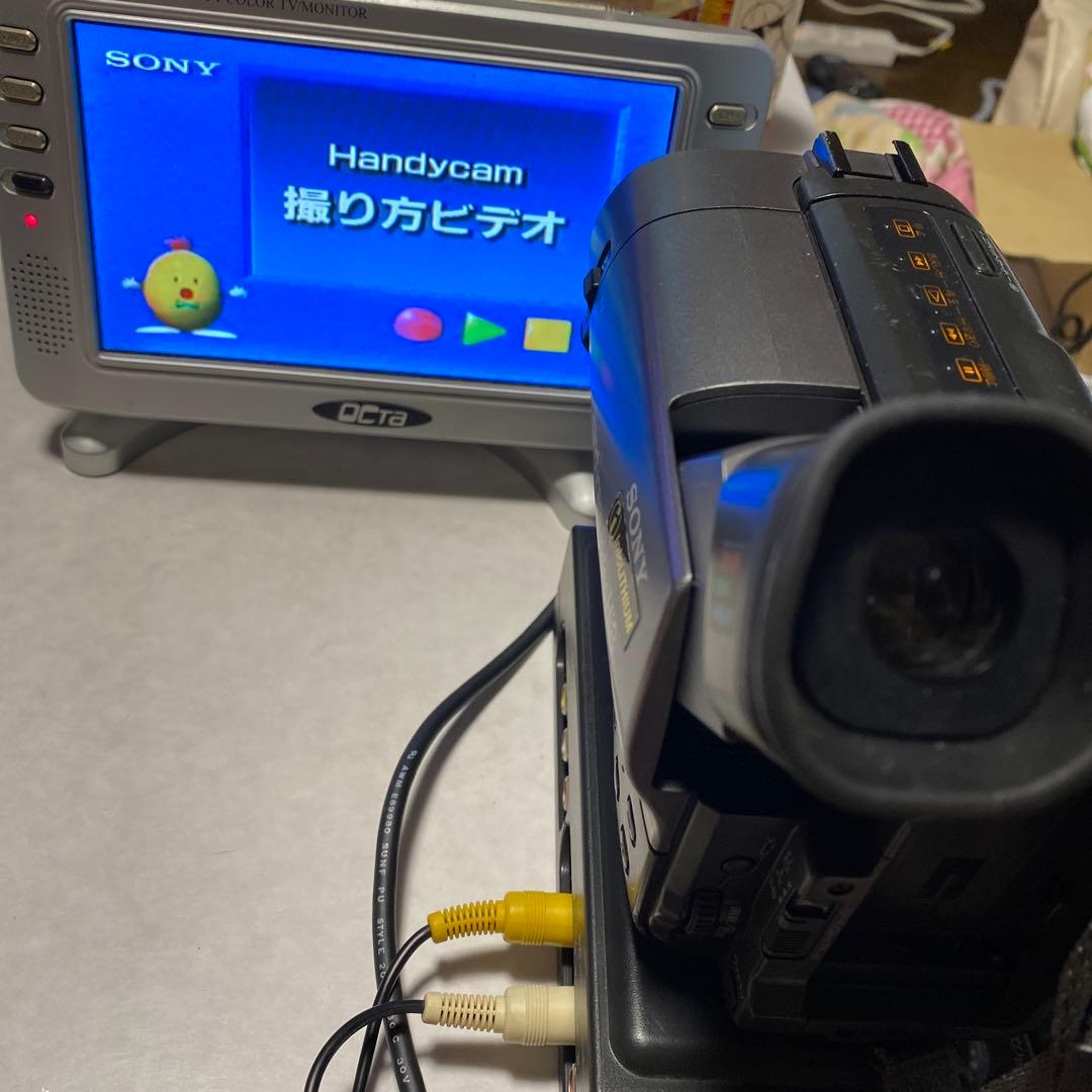 SONY VideoHi8 Handycam CCD-TR12 ⑦