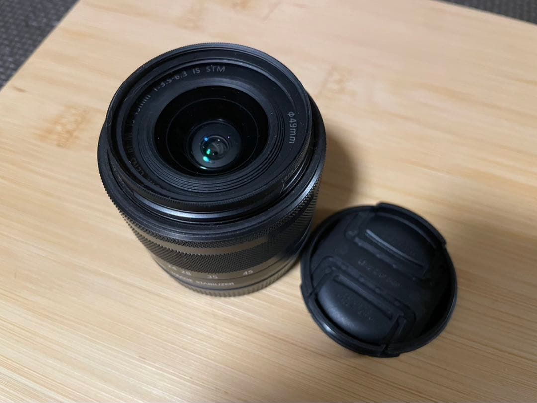 Canon EOS M10 デジタルミラーレス一眼レフカメラ＆単焦点広角レンズ