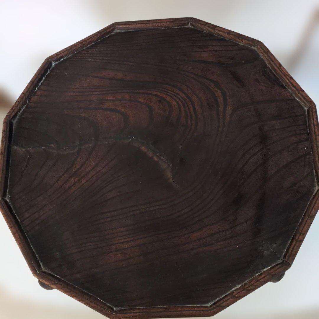 木製テーブル、飾り台