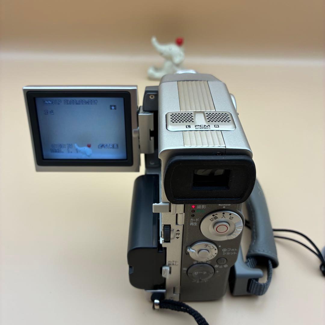 美品 縦型 Panasonic NV-C3 MiniDVビデオカメラ ダビング