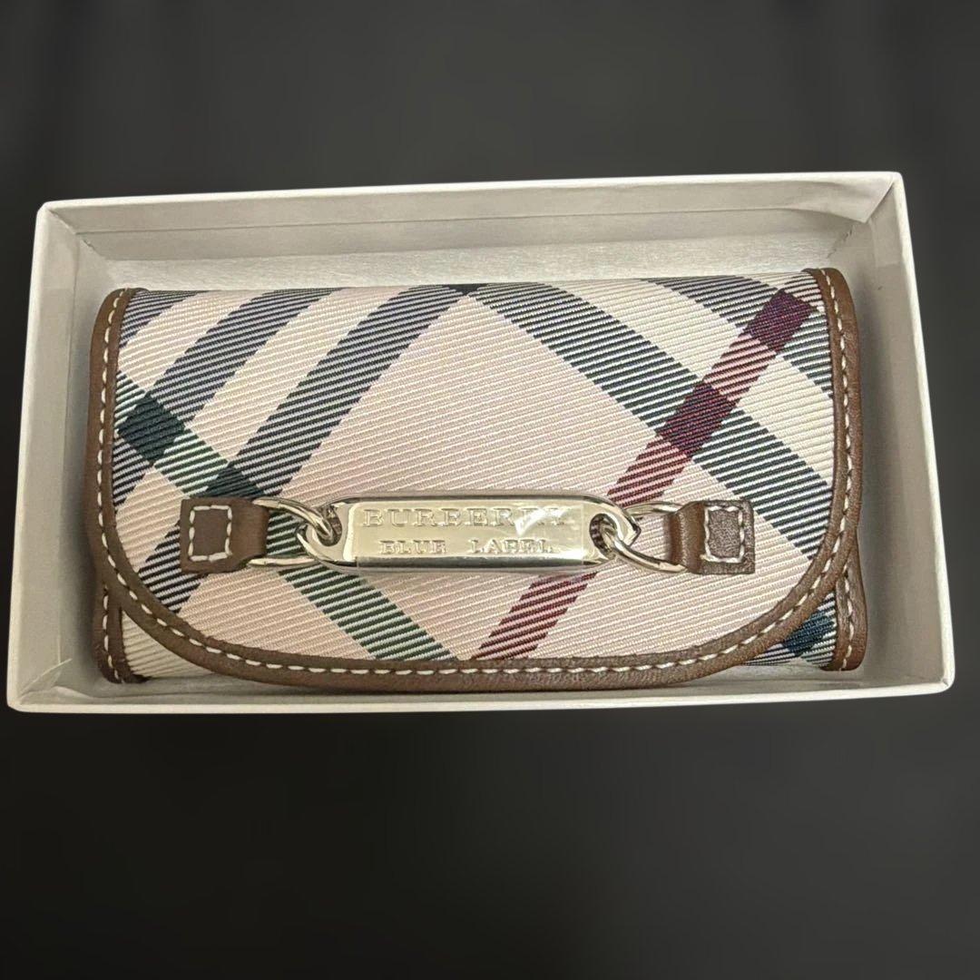 【新品未使用】Burberry ピンク チェック柄 6連キーケース