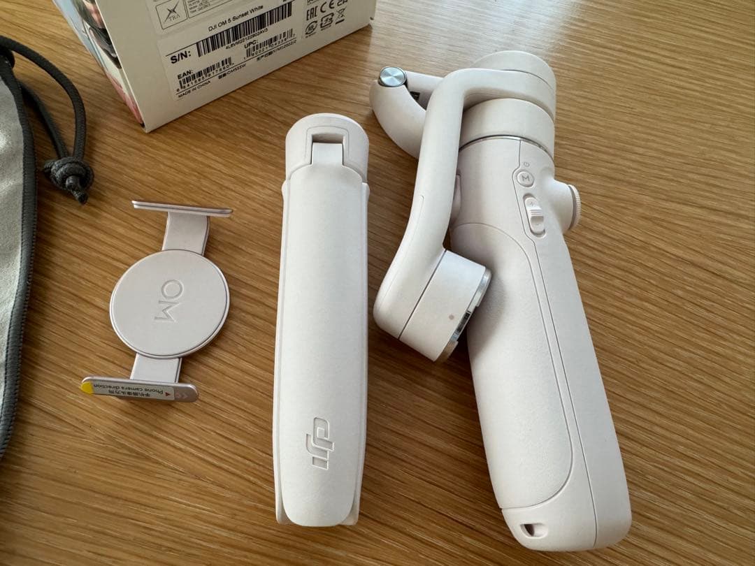 DJI OM 5 スマートフォン用スタビライザー