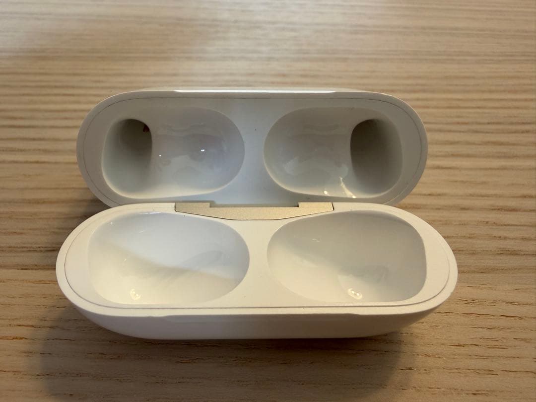 AirPods pro 第二世代 (Lightning)