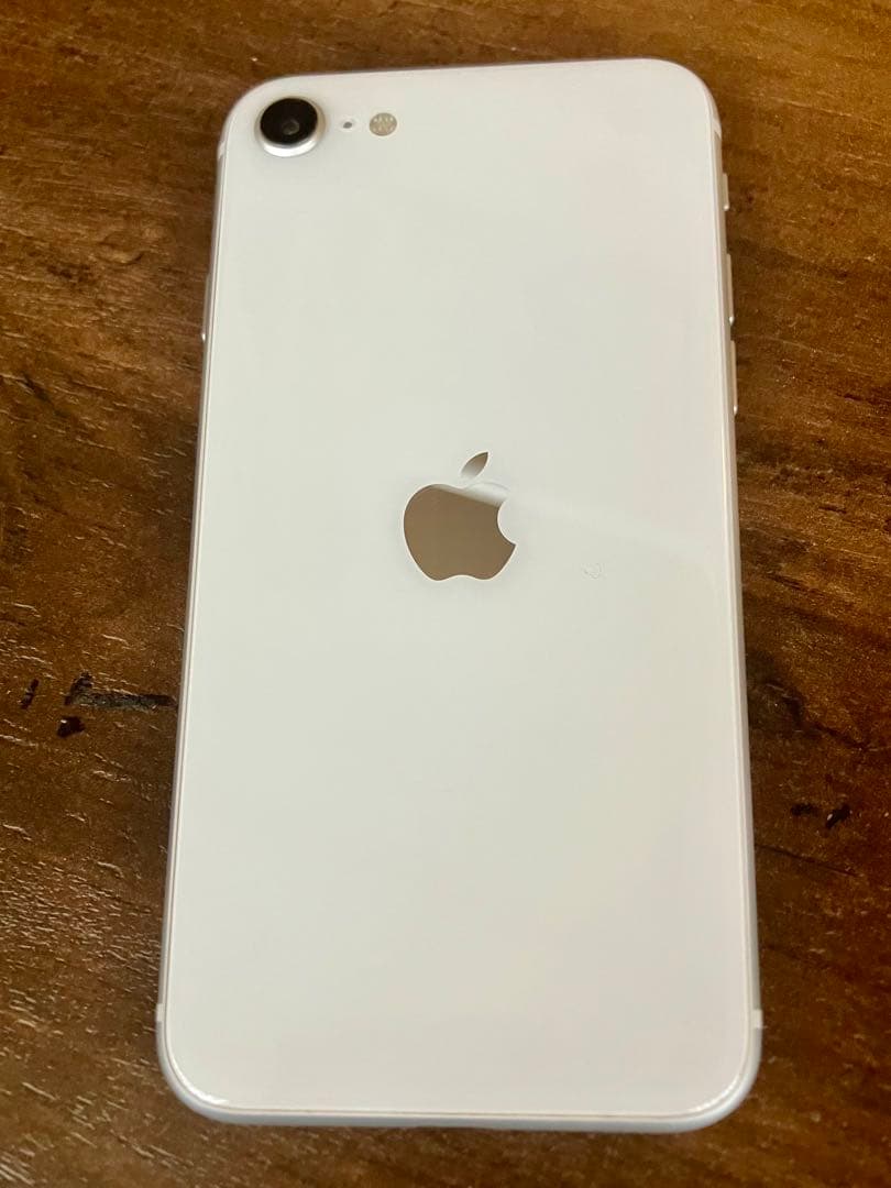 携帯電話本体 Apple iPhone SE