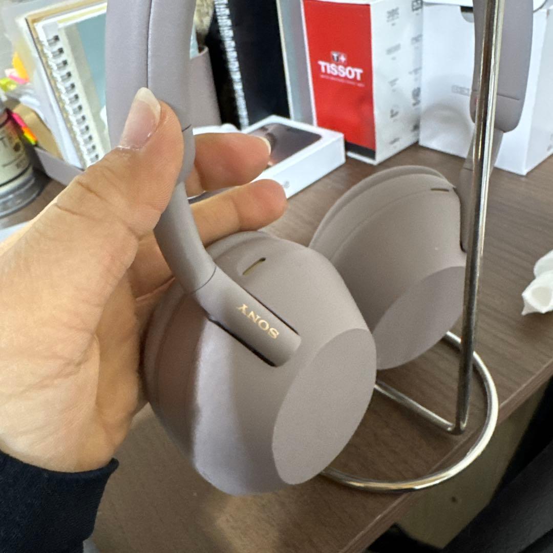 【美品】SONY WH-1000XM5 スモーキーピンク ワイヤレスヘッドホン