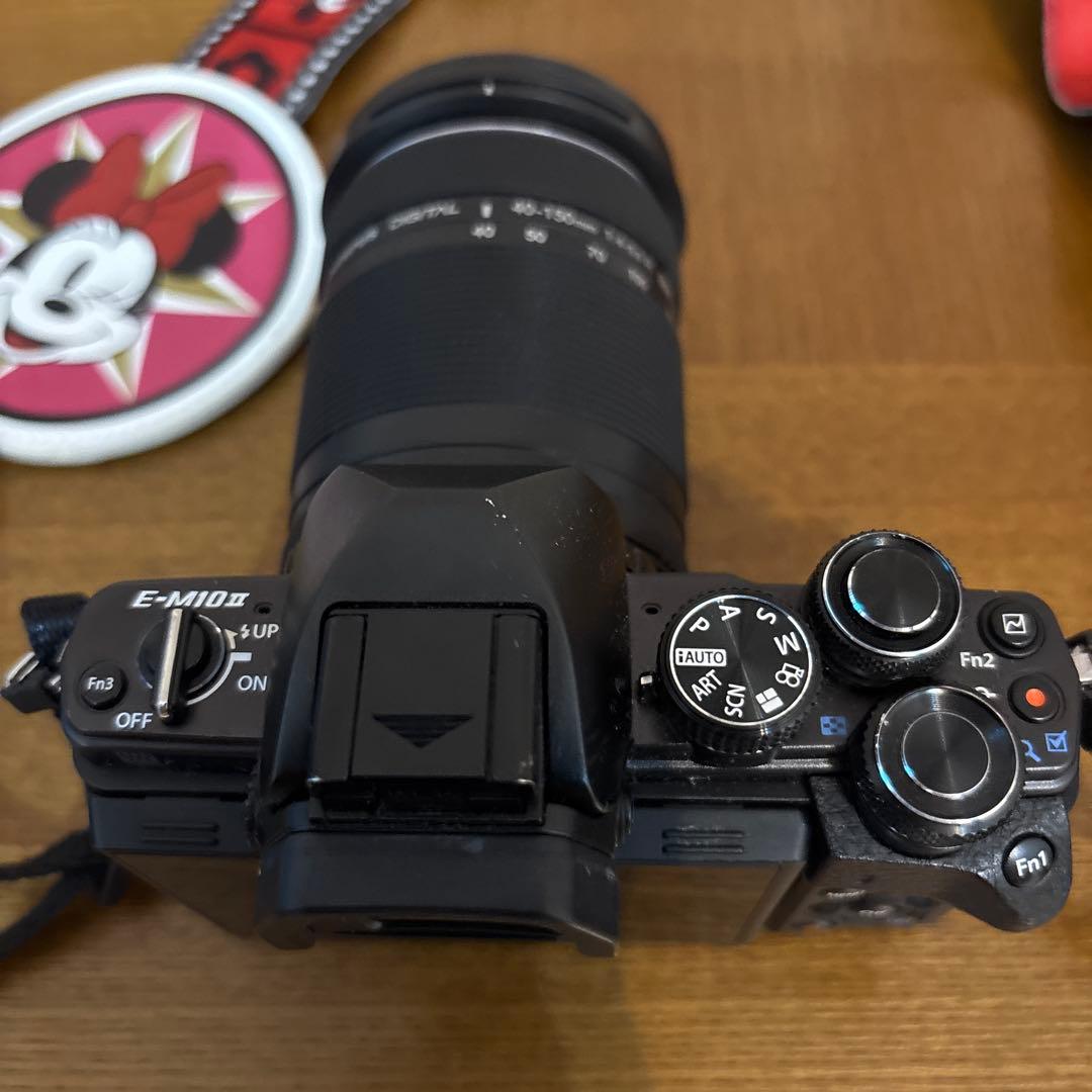【箱・説明書付】OLYMPUS OM-D E-M10MarkⅡダブルズームキット