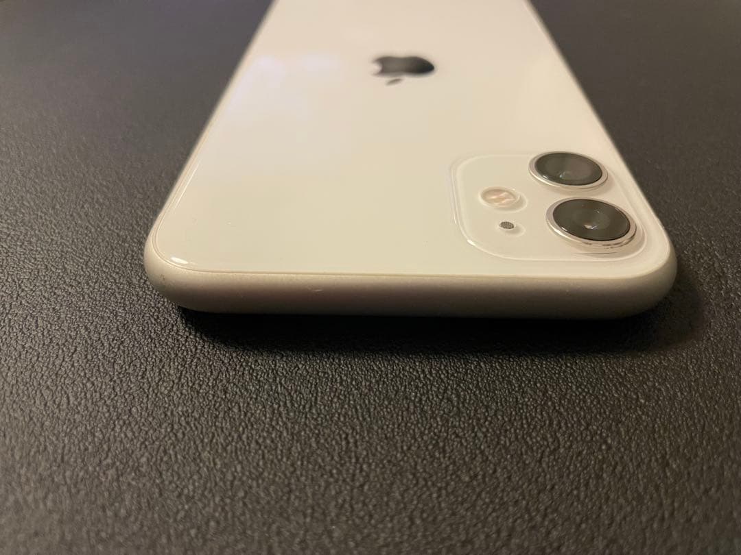 iPhone11 256GB A2223 香港版 ホワイト/白 超美品