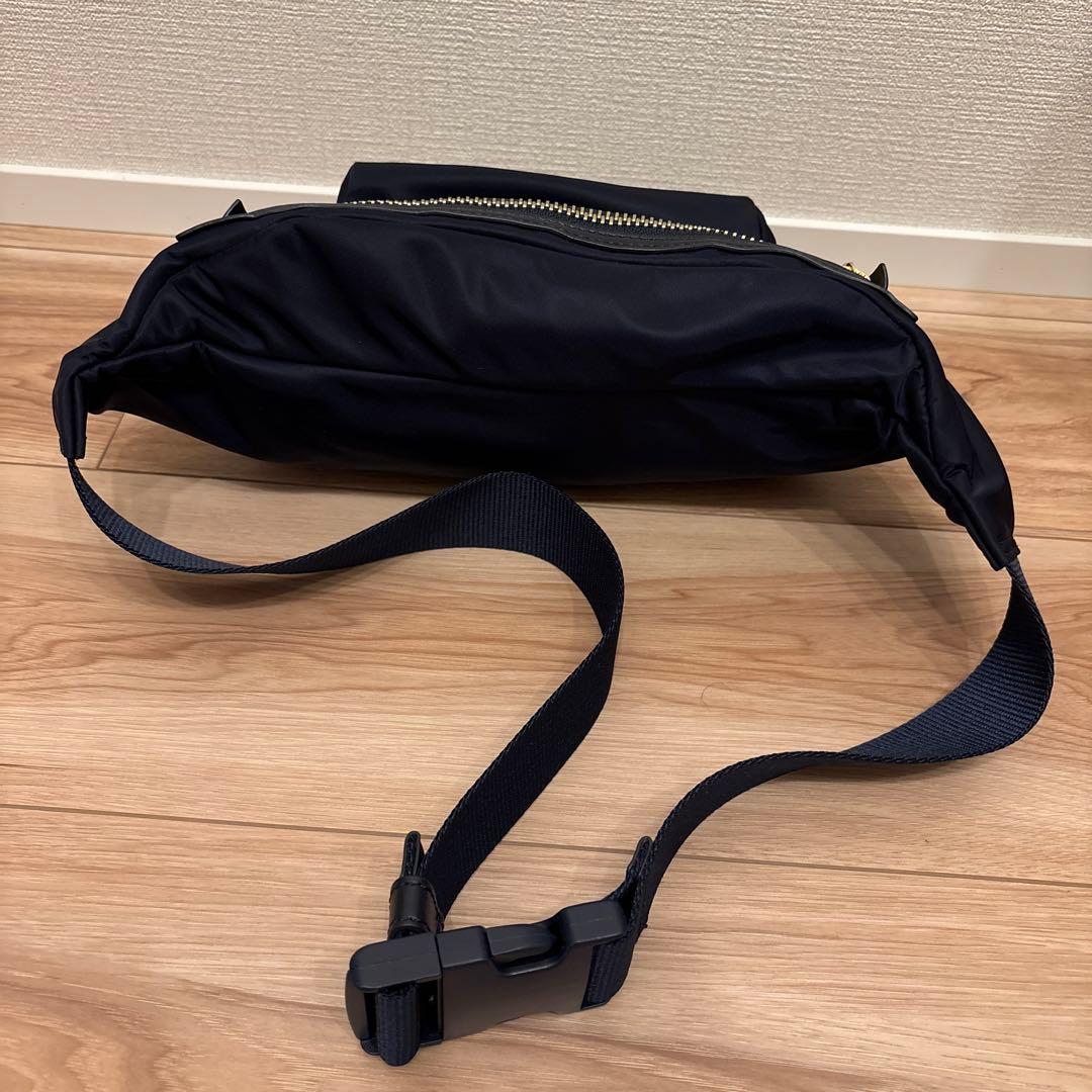 トリーバーチ ウエストポーチ ネイビー