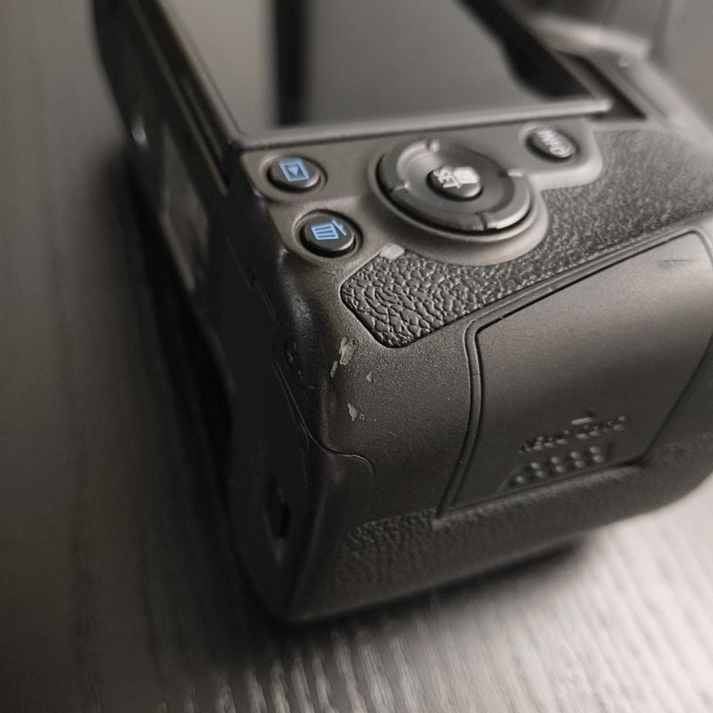 デジタルカメラ Canon EOS R