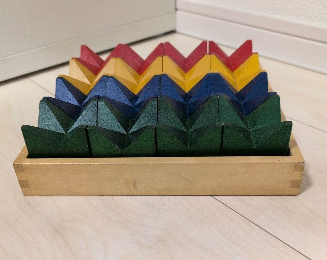 naef ネフ社 　Naef Spiel ネフスピール 　木箱付き