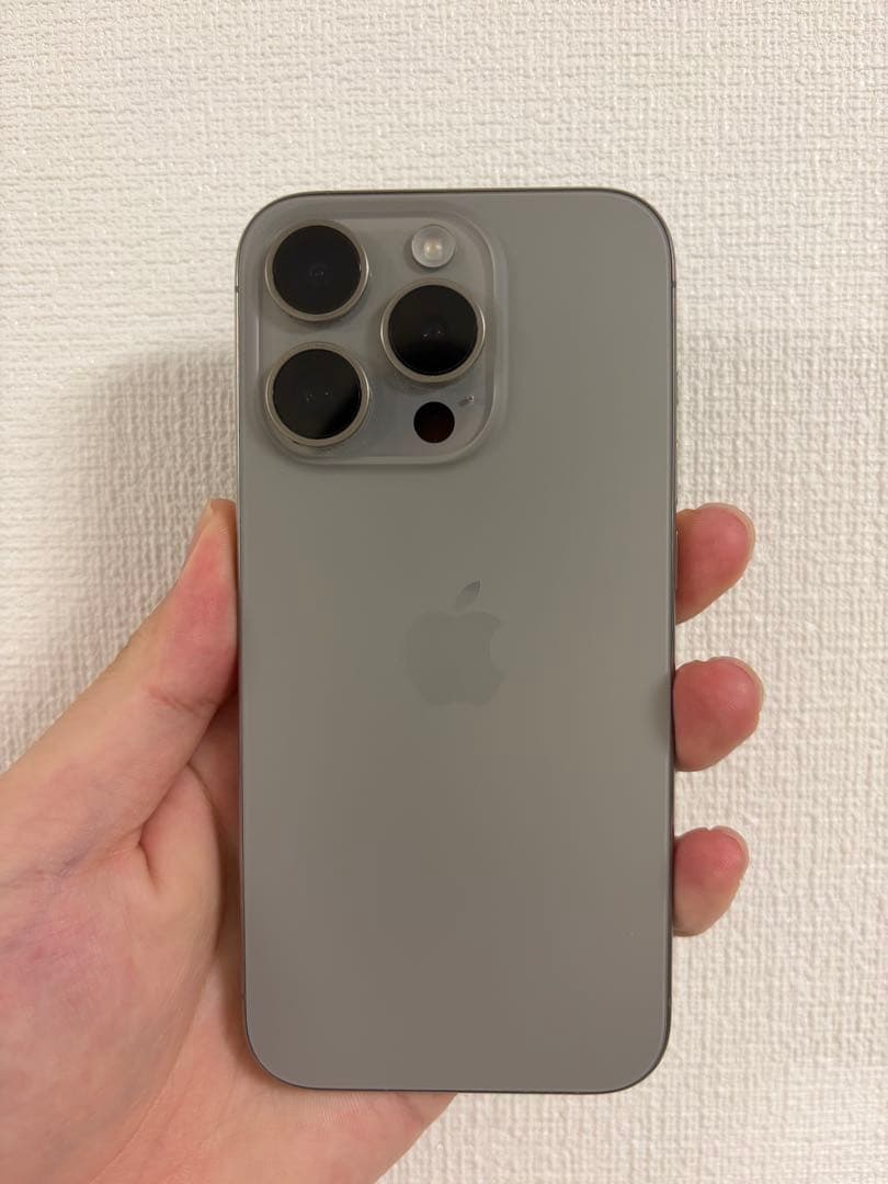 Apple Store品Apple iPhone 15Proナチュラルチタニウム