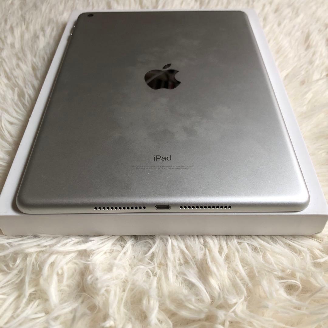 【完動品】iPad 第5世代 32GB 【すぐ発送】