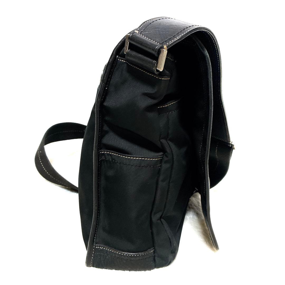 COACH コーチ　ブラック　メッセンジャーバッグ　ショルダーバッグ