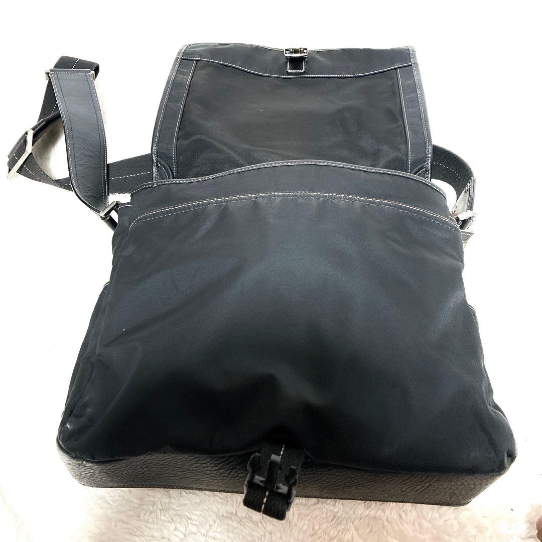 COACH コーチ　ブラック　メッセンジャーバッグ　ショルダーバッグ