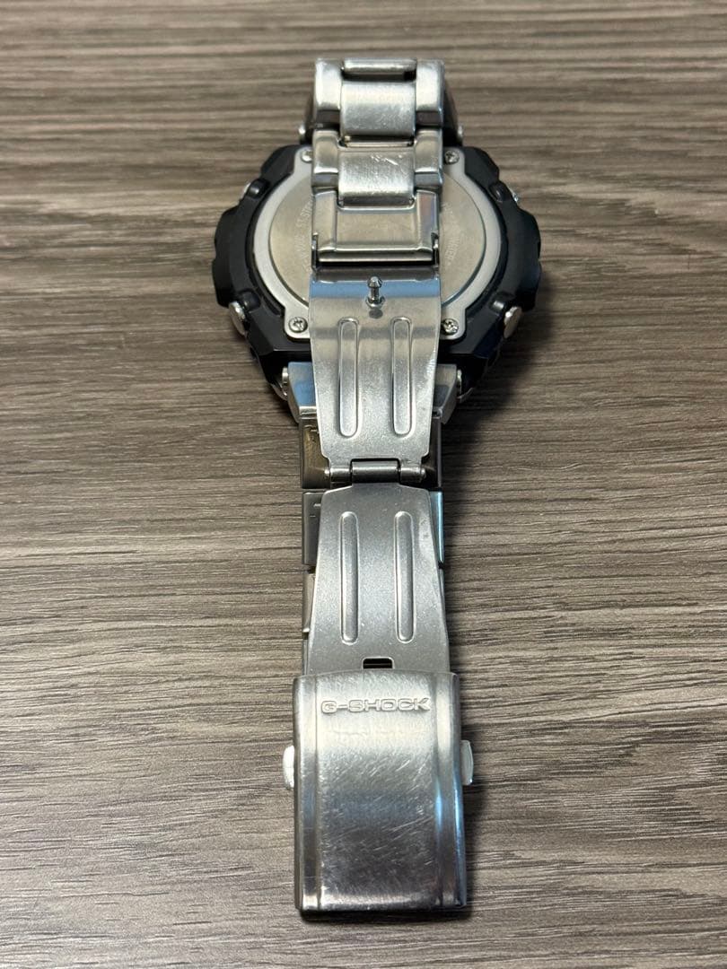 G-SHOCK GST-W100D-1A2JF アナログ時計　ソーラー　電波