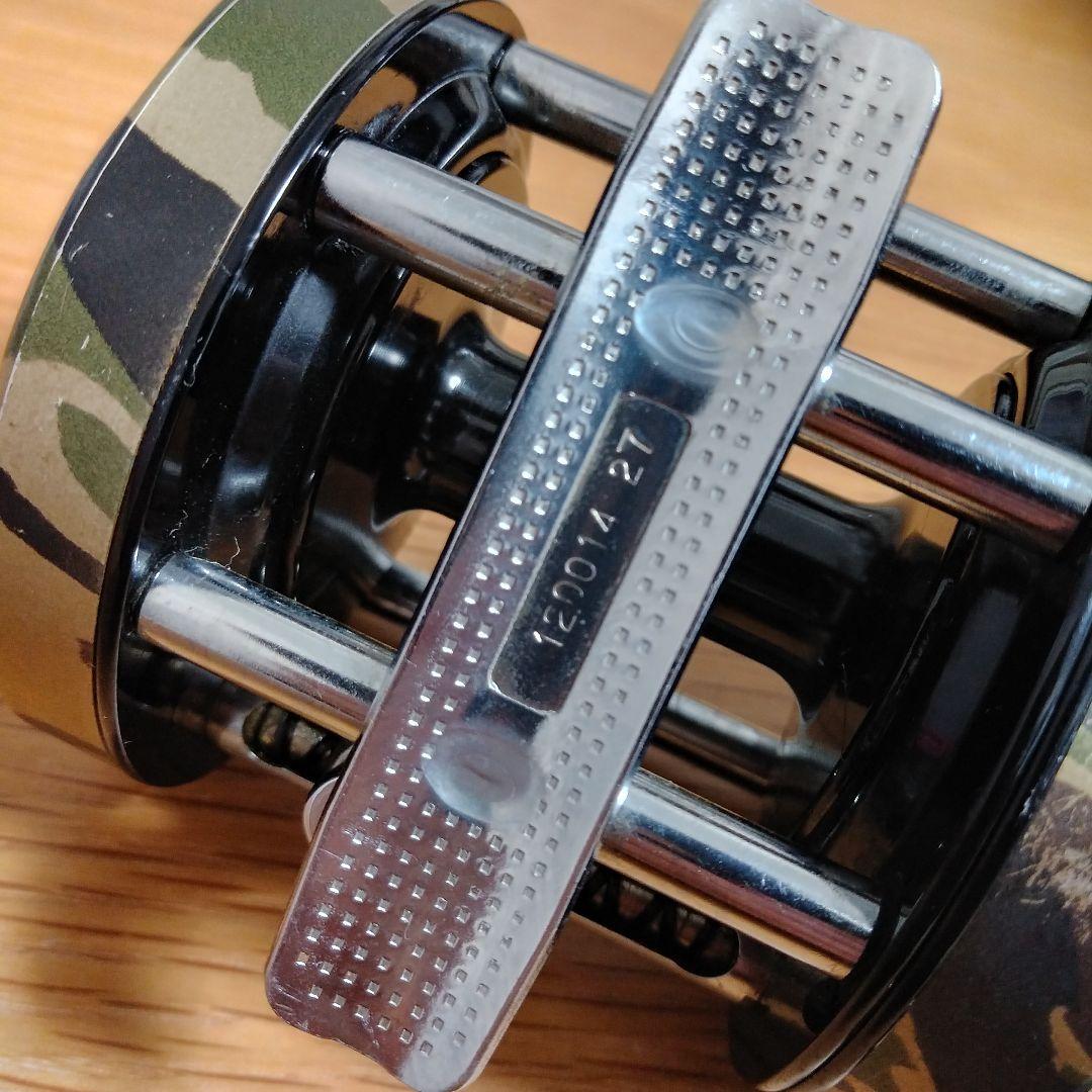 雷魚 アブガルシア アンバサダー 6500C カモフラージュ