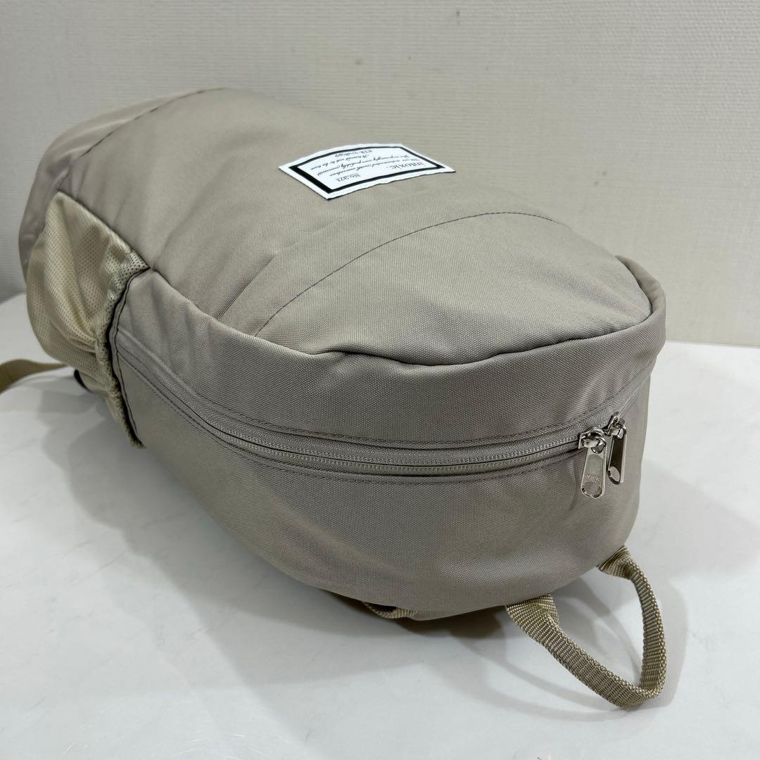 イントキシック　intoxic. No.371 リュック・バックパック　ベージュ