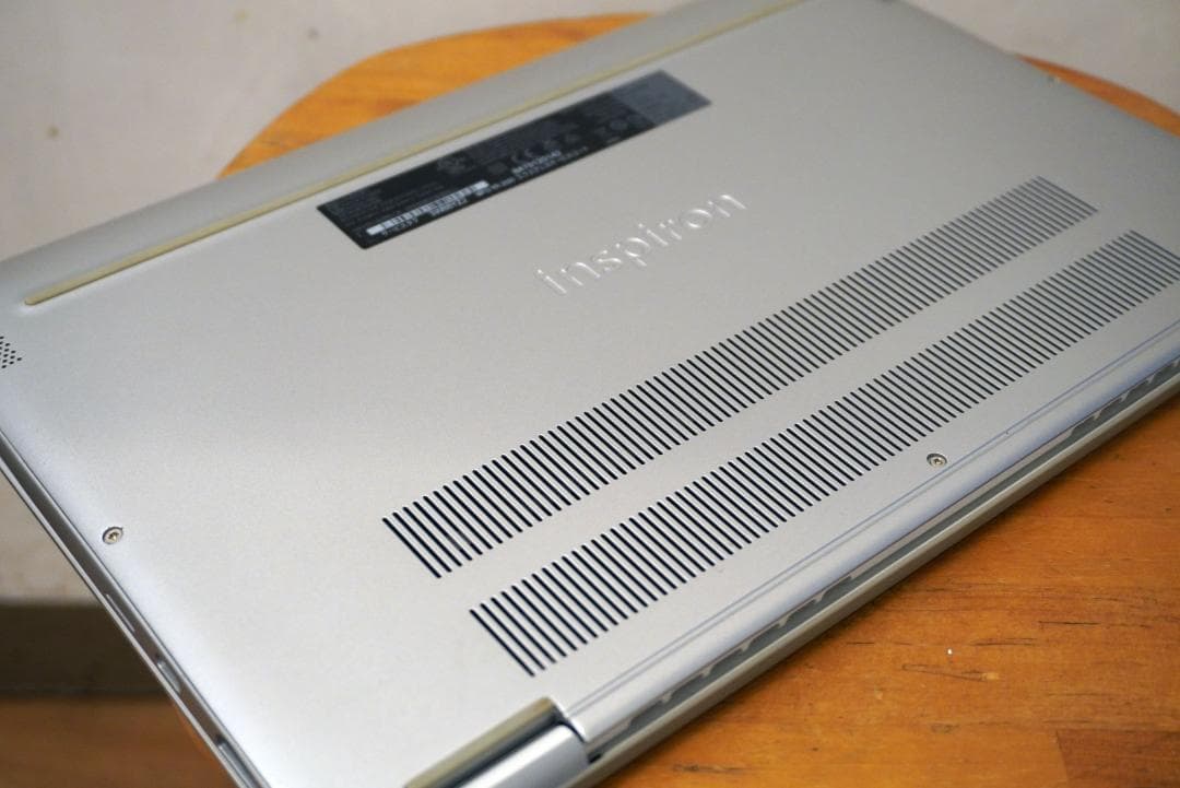 Dell 軽量ノートPC ACアダプター付き