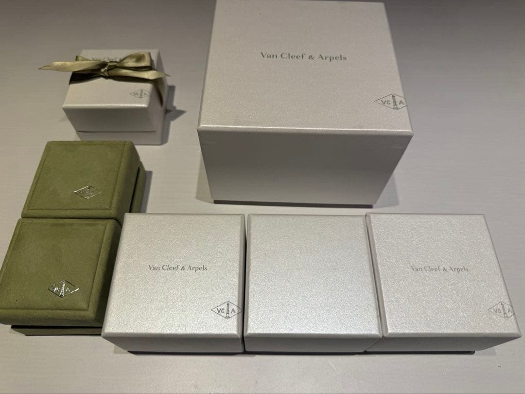 ヴァンクリーフ　ジュエリーケース 空箱