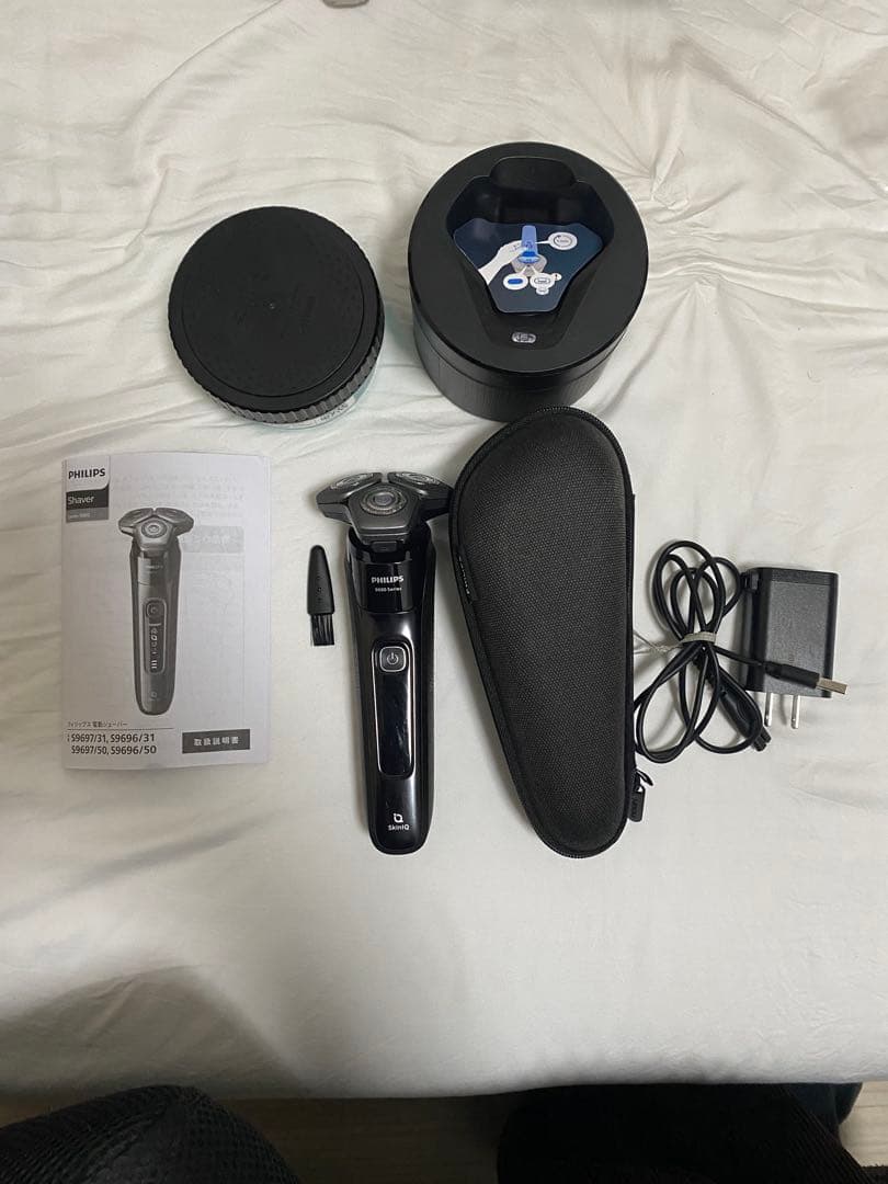フィリップス 電動シェーバー 9000シリーズ 洗浄機付きモデル