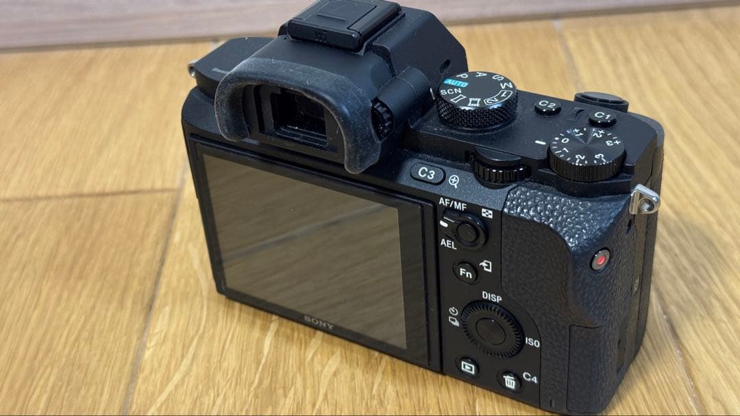 【ショット数2314枚】SONY a7II ILCE-7M2 ボディ