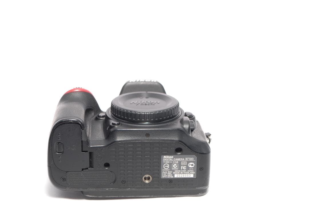 ✨スポーツ撮影に✨高性能連写✨スマホ転送✨Nikon D7100 Wレンズ