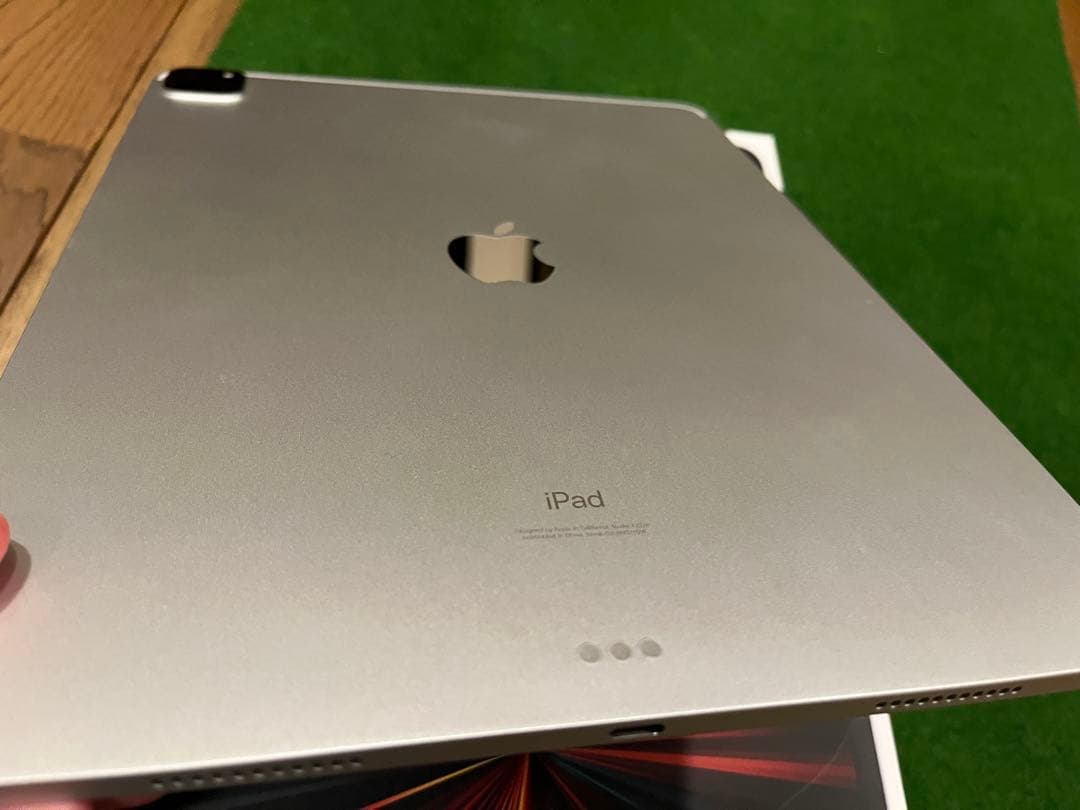 美品12.9インチ iPad pro 第5世代 512GB M1