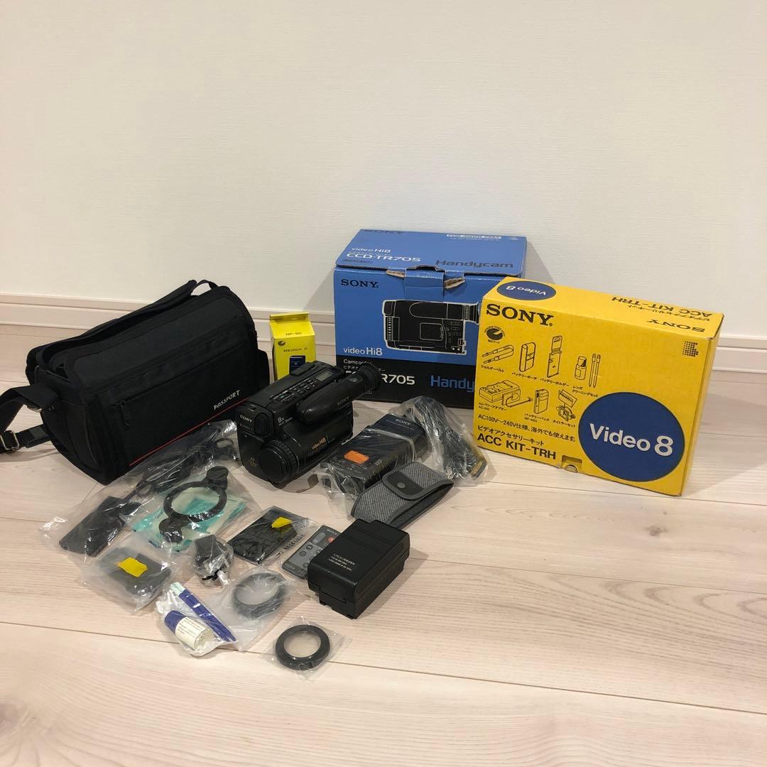 【希少・美品・動作確認済】SONY CCD-TR705 Hi8 Handycam