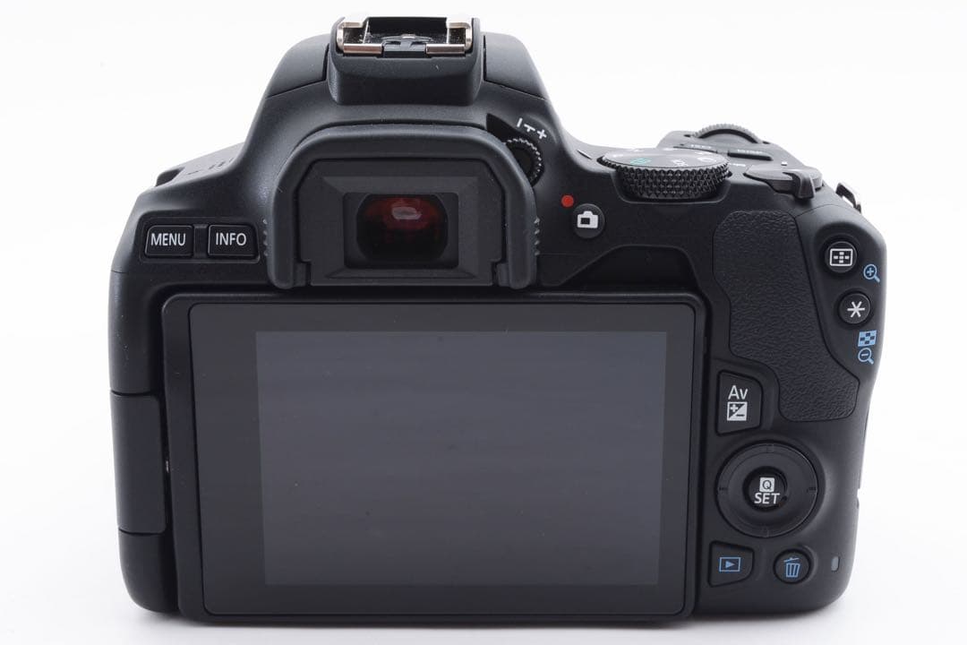 一眼レフカメラ/canon kiss x10 標準&望遠&単焦点レンズセット