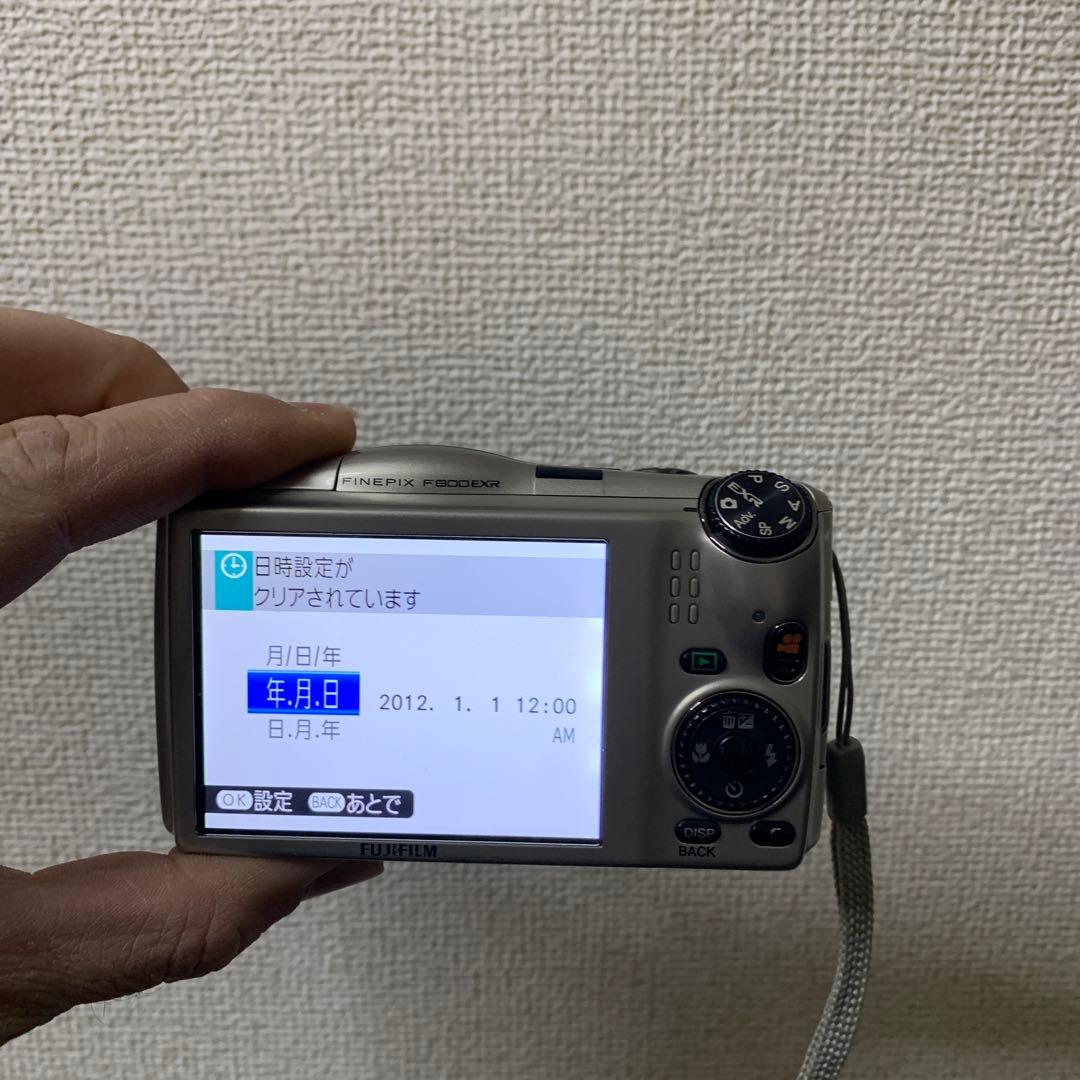 FUJIFILM　Finepix F800EXR