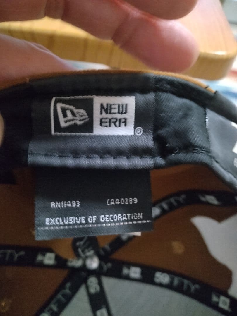 シュプリームNEWERAキャップ