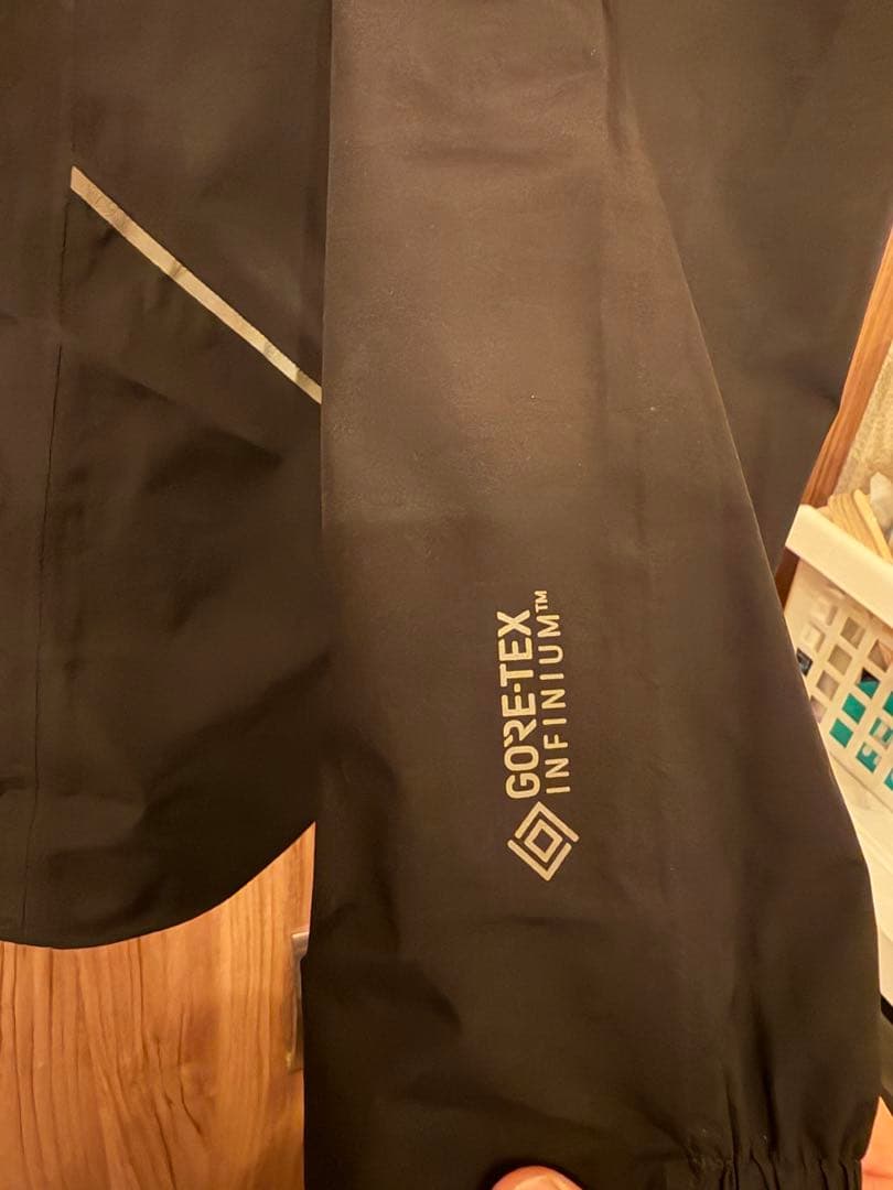 マルシェさん専用　ARC'TERYX ブラック ナイロンジャケット