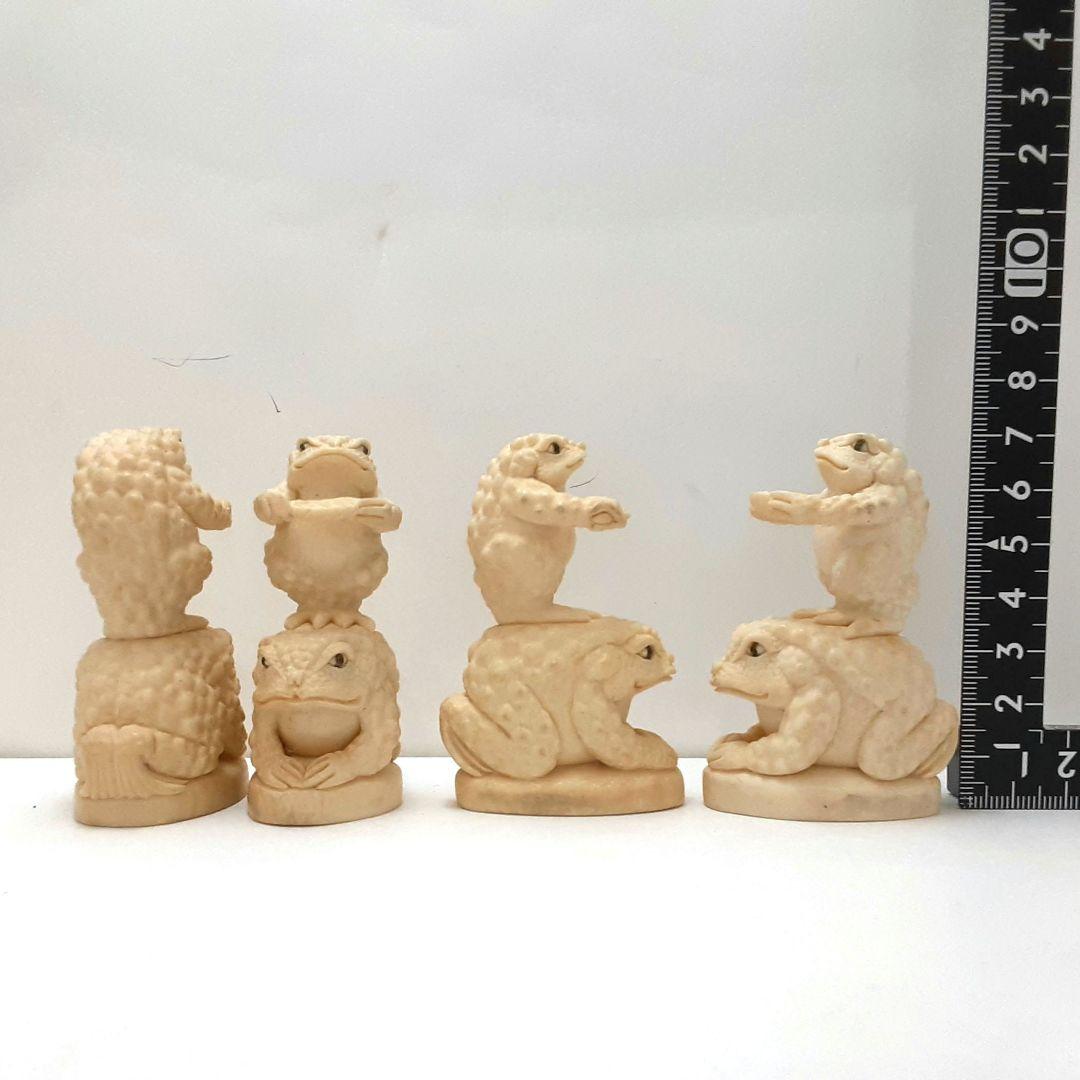 Y1238 極上 細密彫刻 カエル チェス駒 32体 総重量2087g